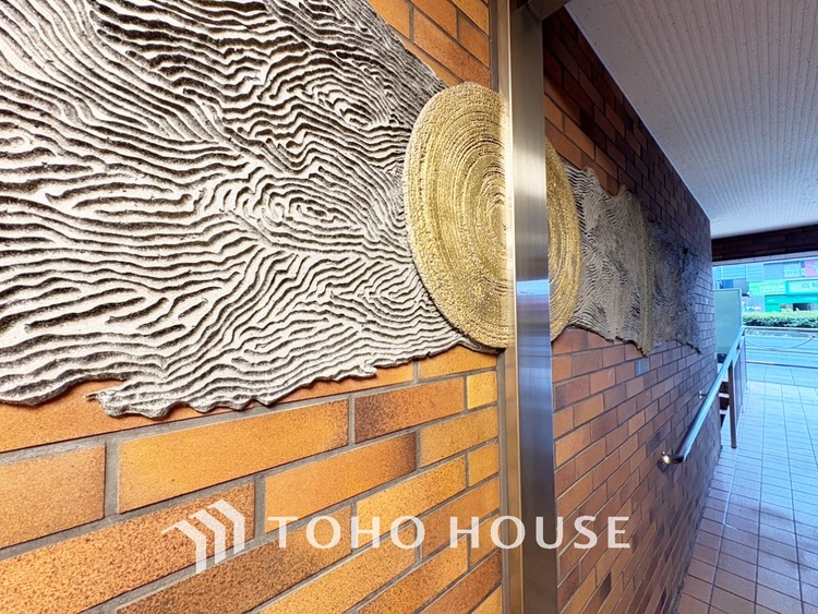 内装 【Quietness】プライベートなお部屋では静かに時を過ごしたい。読書をして、物思いにふける・・光りに満たされた安らぎの空間をがここにはあります。