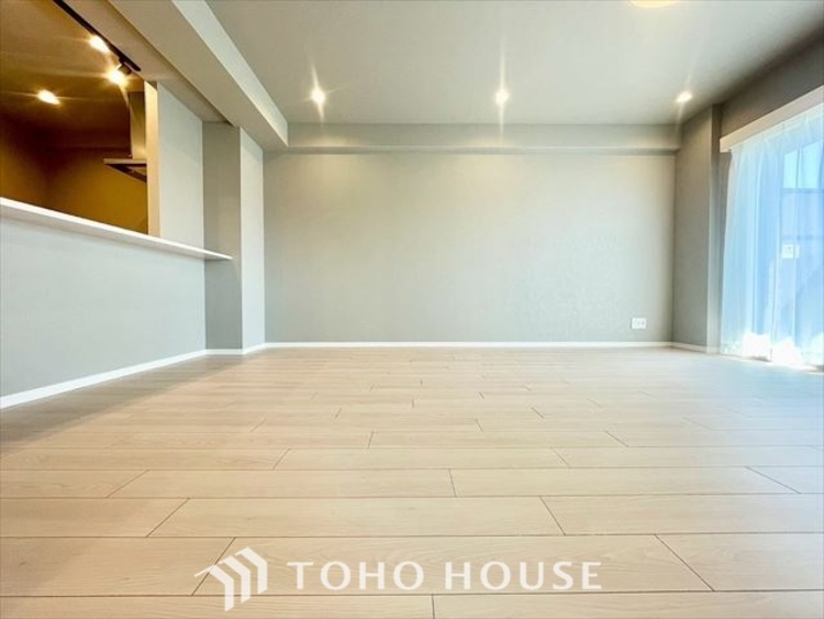 内装 【LIVING】◆家族◆愛する家族を一目で見渡せる。家族が集う空間。永遠に続く幸せな毎日を、ここで。