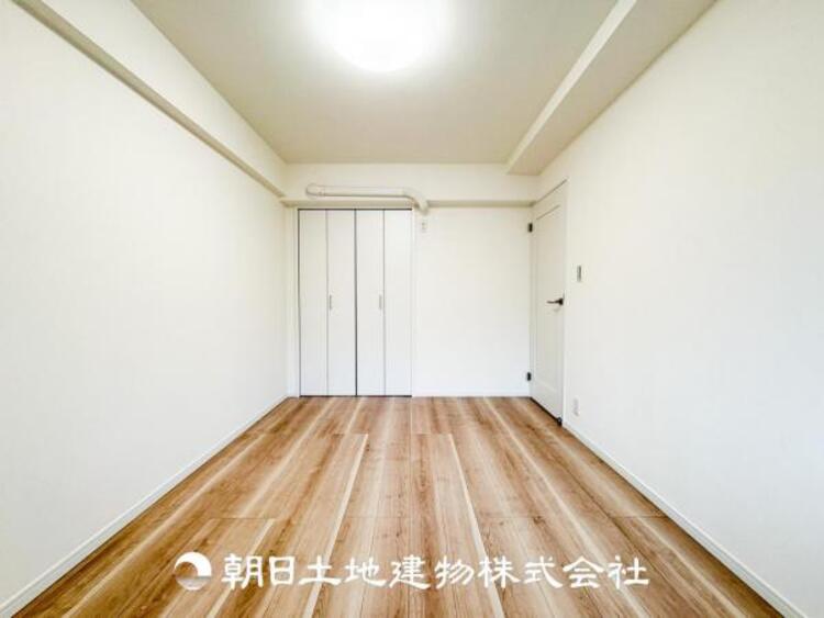 内装 趣味・感性で個性的に飾って頂けるようシンプルに仕上げてあります。