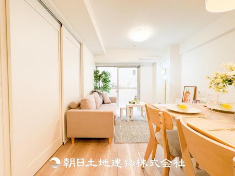 居間 お子様の勉強スペースとしても活用できます。