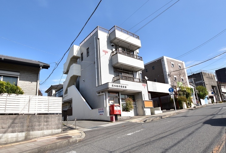 周辺 広木簡易郵便局【広木簡易郵便局】鹿児島市田上台2丁目にある郵便局です駐車場2台あり 徒歩 約5分（約370m）