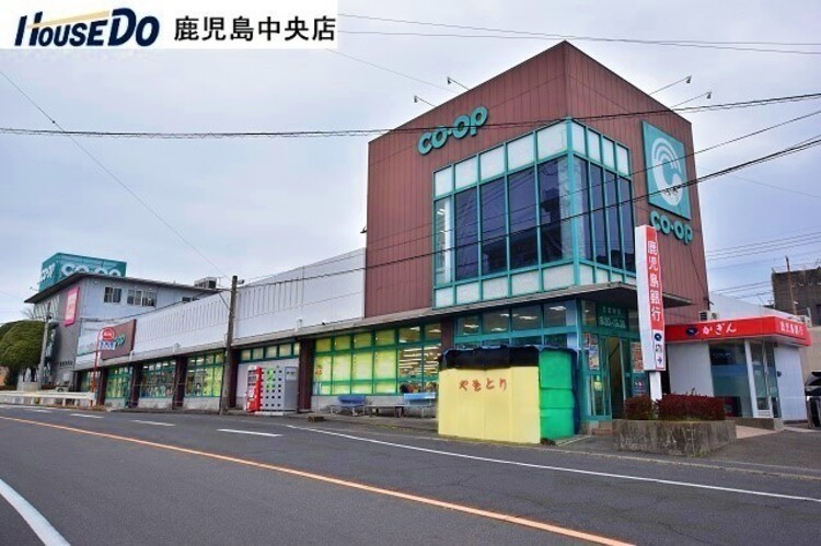 周辺 コープかごしま田上店【コープかごしま田上店】鹿児島市広木1丁目にあるスーパーです。営業時間 : 9:30-21:30駐車場 : 88台 (内2台は優先駐車場)100円ショ… 徒歩 約5分（約380m）