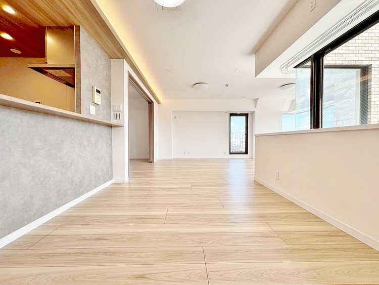 居間 豊かな居住性と、安心感を満たすクオリティが見事に調和した住空間。