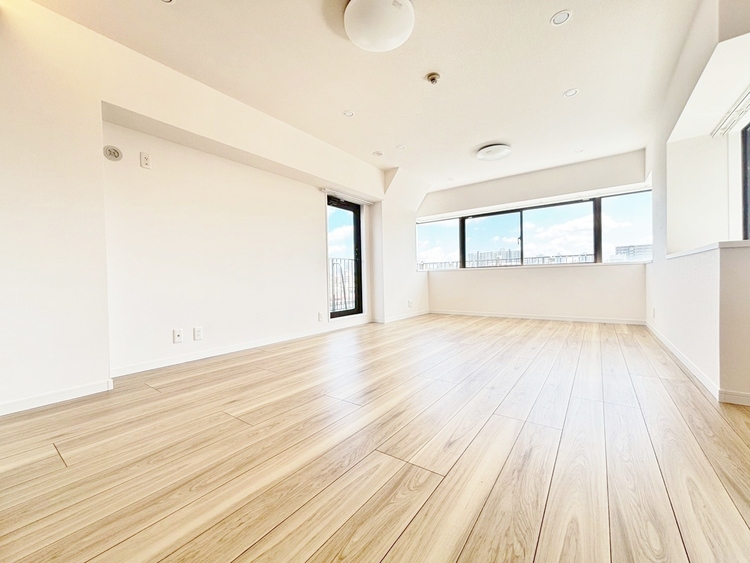 居間 過ごす時間が、たくさんの思い出として紡がれていく場所。