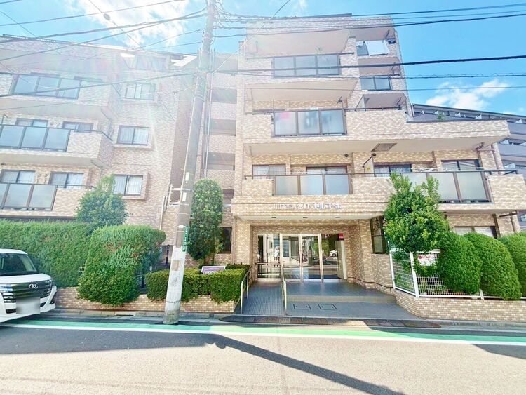 外観 資料には掲載していない情報が、現地にはたくさんあります。是非一度、現地をご確認ください。