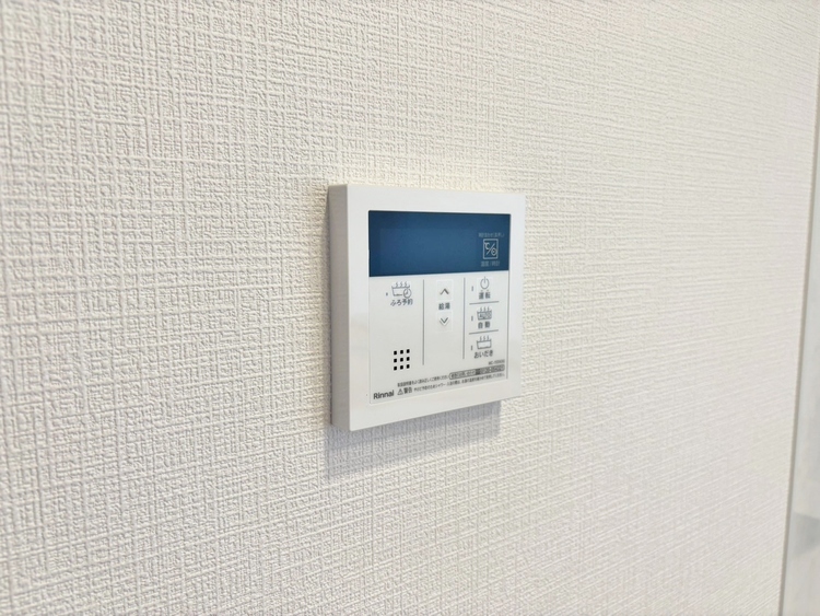 設備 見やすい画面で操作しやすい給湯パネルです。