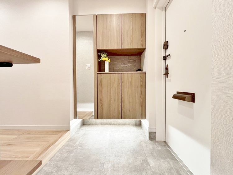 玄関 シューズボックスを完備した玄関です。