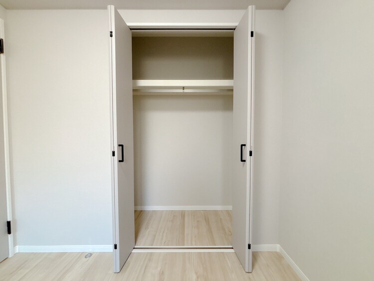 収納 居室にはクローゼットがあり、荷物もスッキリ収納して快適にお過ごしいただけます。