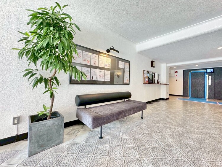 その他 館内は静寂な中が保たれており、管理が行き届いている印象を受けました。