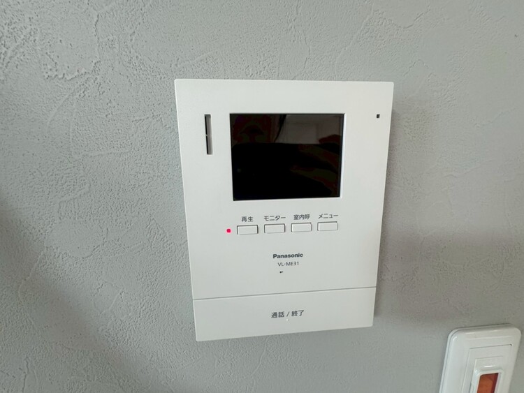 その他 誰が来てもわかる様にモニター付きインターホンを設置。