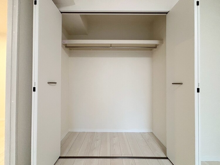 その他 収納スペースが付いていて、お部屋を広く使っていただけます。