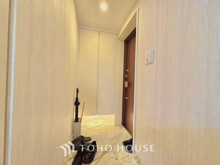 玄関 冬には床暖房であったか生活