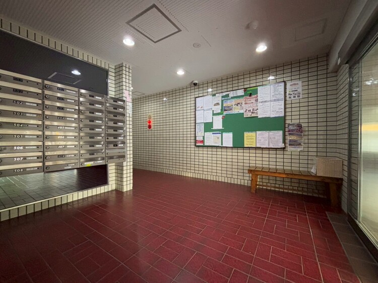 その他 館内は静寂な中が保たれており、管理が行き届いている印象を受けました。