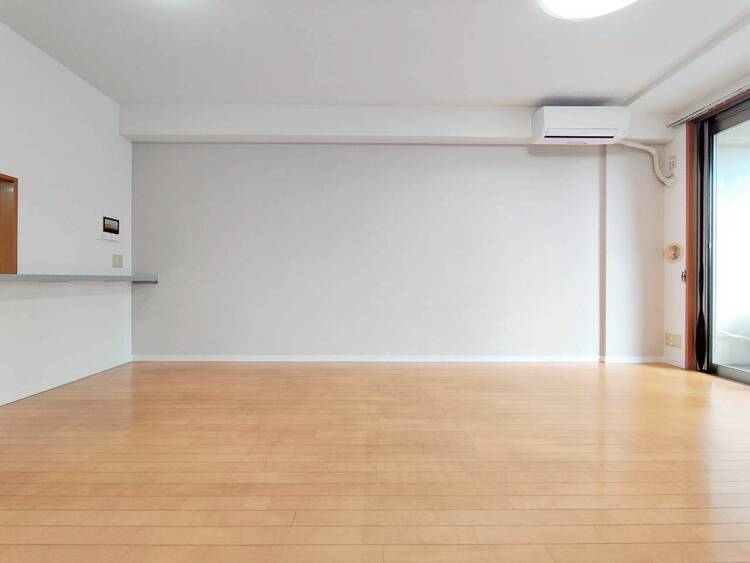 居間 シンプルな内装と偏り過ぎないデザインで統一しました。