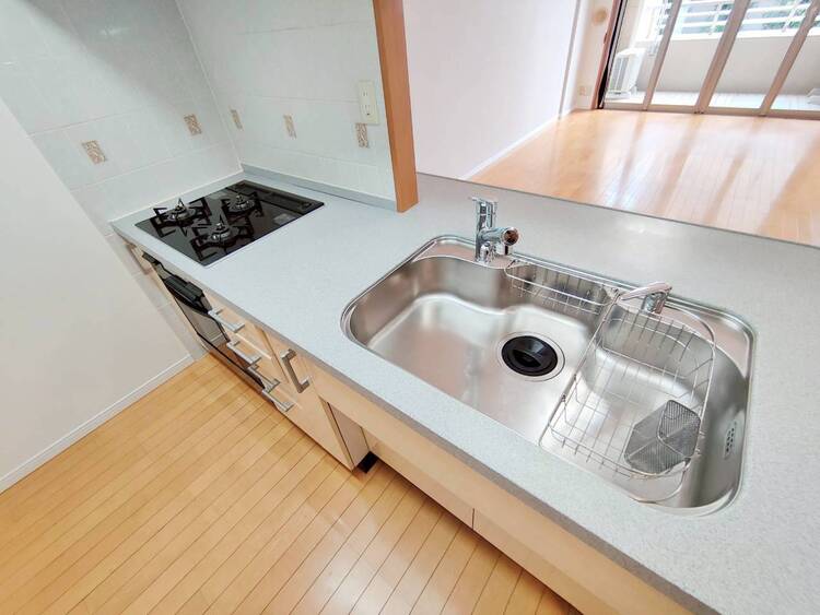 キッチン 使いやすくスタイリッシュなキッチン空間になっております。