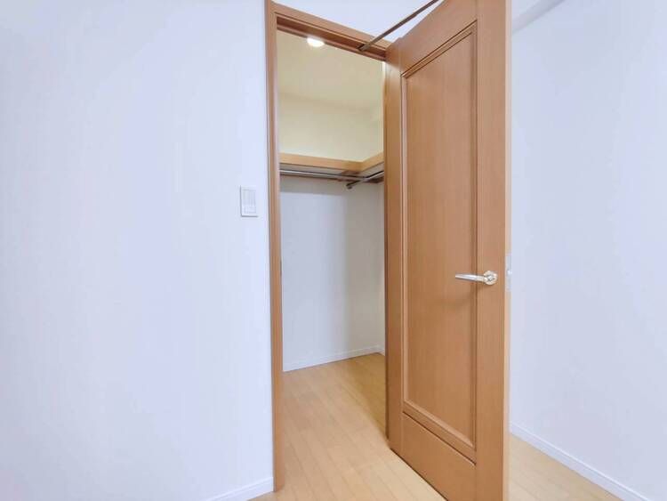 収納 収納スペースが付いていて、お部屋を広く使っていただけます。