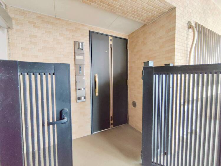 玄関 清潔感のある落ち着いた雰囲気の玄関です。