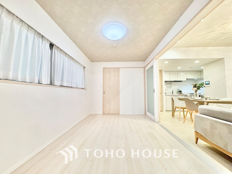 内装 【Breeze, green scent】澄み切った空気。移ろう季節の中、ゆっくりと流れる時間。幸せを噛みしめる穏やかな生活。