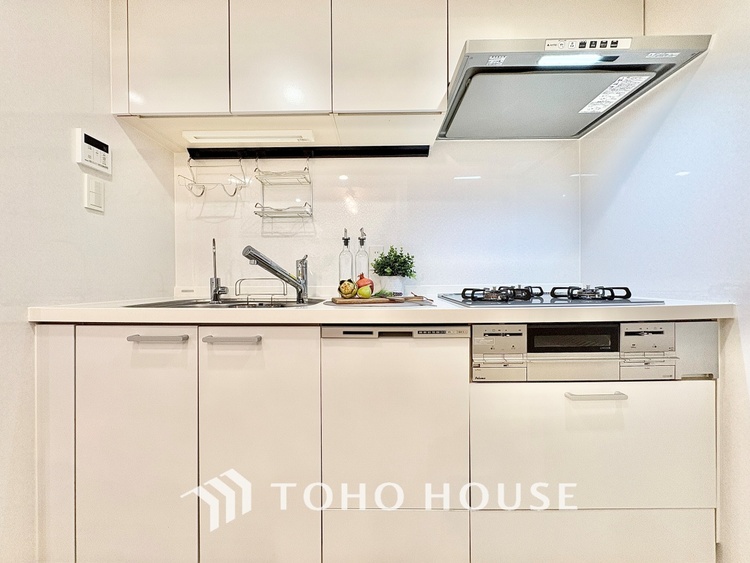 キッチン 【cooking papa is here】料理が苦手な人でも、チャレンジしてみたくなるワイドスパンのキッチン。家族の食卓がここから始まる。