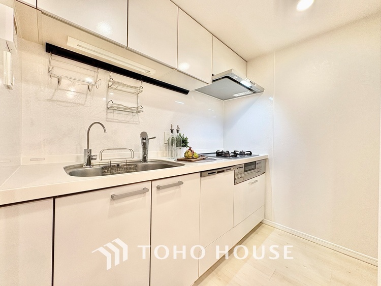 キッチン 【cooking papa is here】料理が苦手な人でも、チャレンジしてみたくなるワイドスパンのキッチン。家族の食卓がここから始まる。