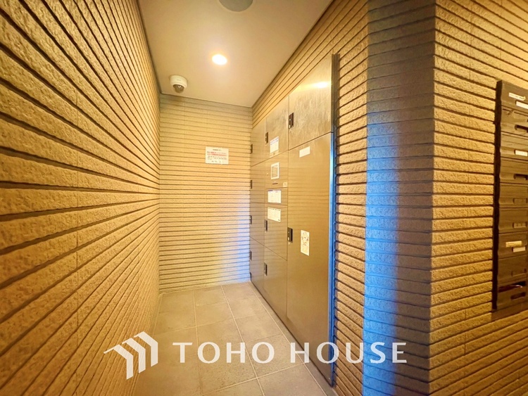 その他 心地よい風、一歩外へ出て身体を伸ばす。どこまでも広がる青空の下、家に帰ってきたなと安心するような空間を。