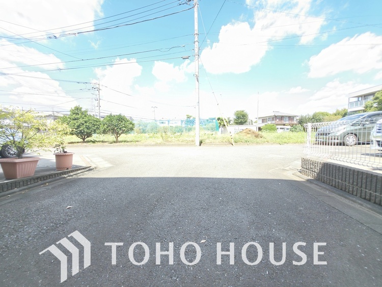 外観 築浅ならではの、新築のように美しい住まいです。最新の設備が整っており、すぐに快適な新生活を始められます。