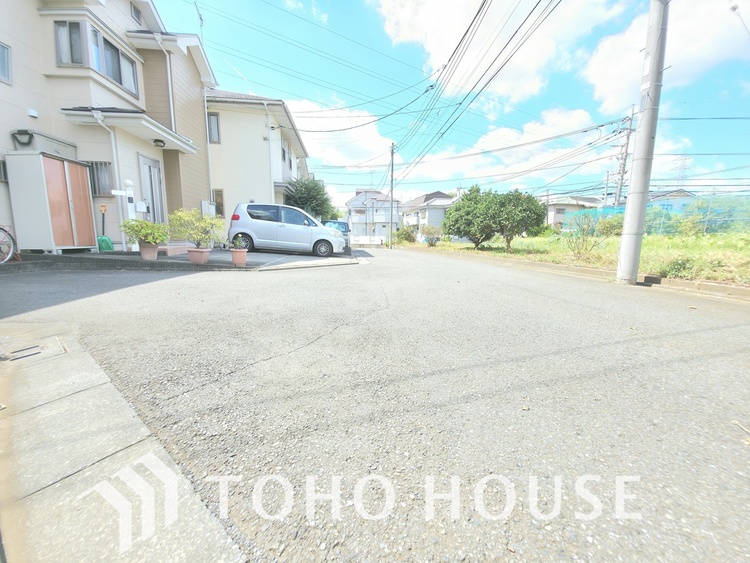 外観 築浅ならではの、新築のように美しい住まいです。最新の設備が整っており、すぐに快適な新生活を始められます。