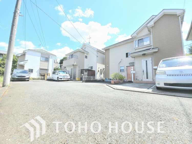 外観 築浅ならではの、新築のように美しい住まいです。最新の設備が整っており、すぐに快適な新生活を始められます。