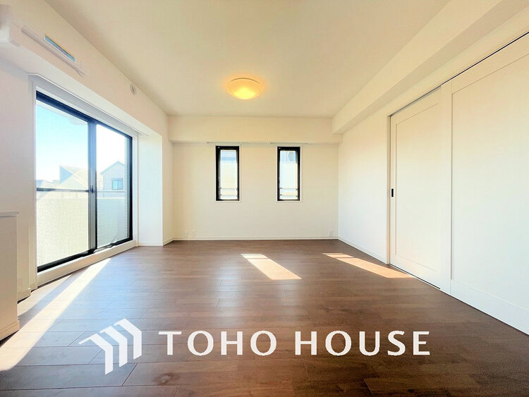 内装 ゆったりとくつろげる上質なリビングダイニングは、あなたの暮らしに価値のある時間を演出してくれます