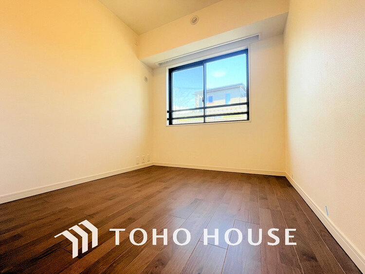 内装 家具の配置のし易い室内です。趣味の部屋としても充分な広さです