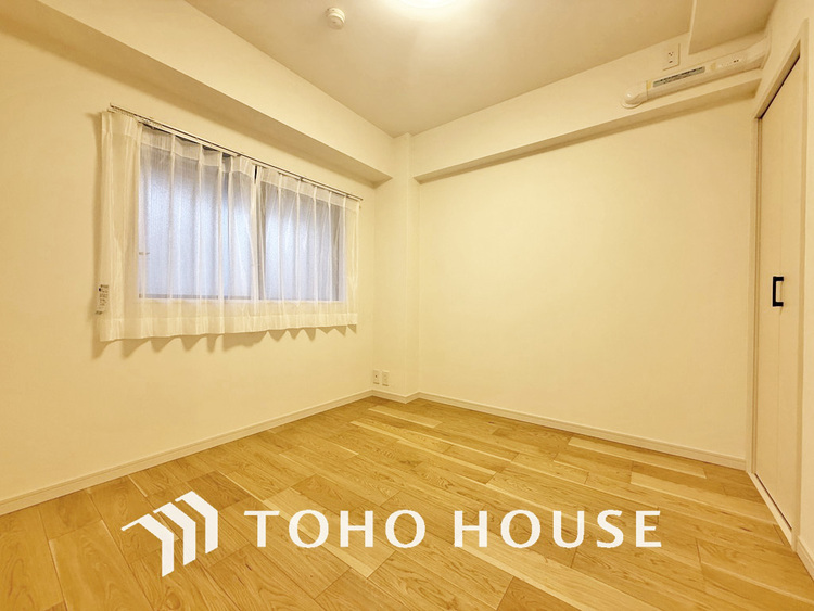 内装 シンプルですっきりとした室内は飽きのこない居心地の良い雰囲気