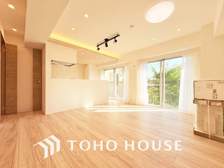 内装 ゆったりとくつろげる上質なリビングダイニング