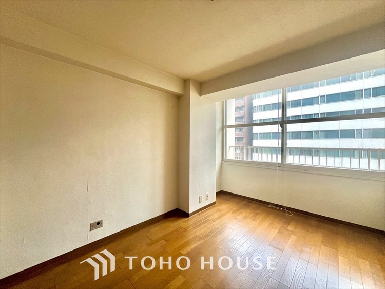 内装 見上げれば高い空。手を伸ばせば吸い込まれそうな突き抜ける空間。空が高いと気持ちも高揚します。空さえも楽しむ生活を始めませんか。