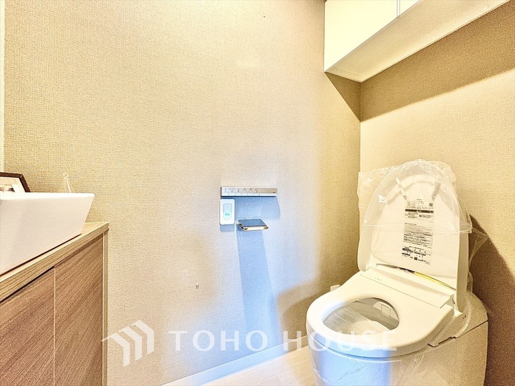 トイレ トイレも自分の時間をゆっくり過ごすスペースのひとつ。最新設備は嬉しい