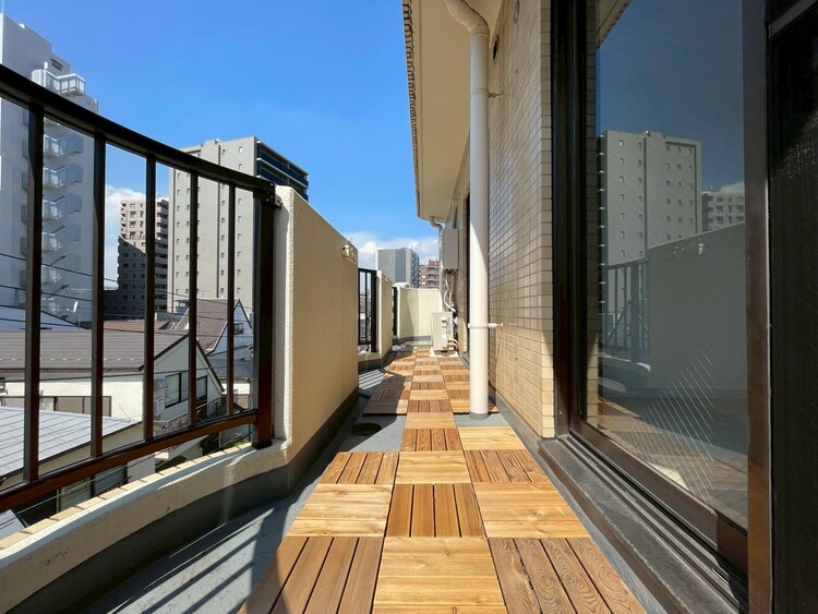 その他 朝の澄んだ空気や、夕方に吹く清々しい風を感じられるバルコニー。