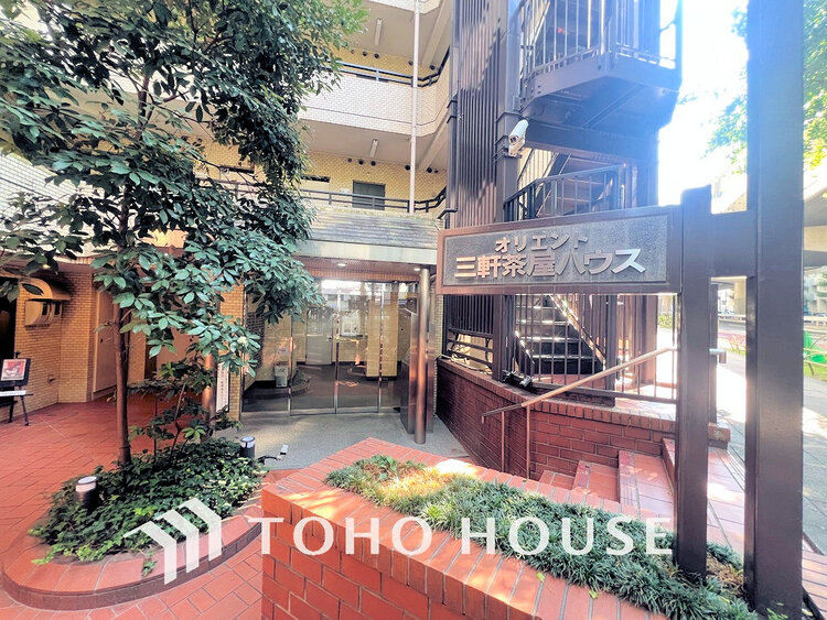 エントランス エントランス