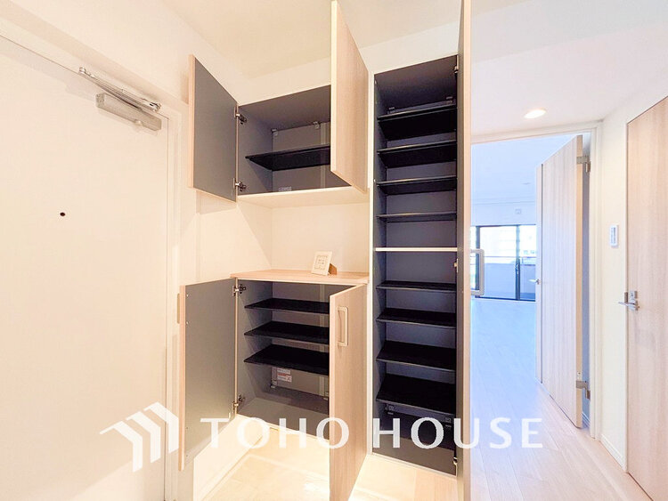 収納 玄関　収納