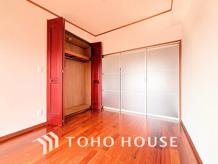 内装 家具の配置のし易い室内です。趣味の部屋としても充分な広さです