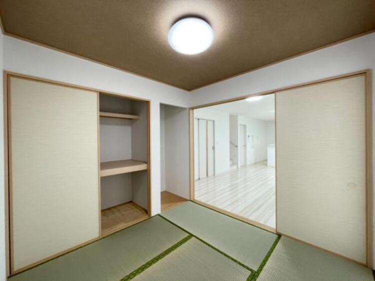 内装 LDK＋隣接和室、間仕切りを開放すれば計22帖のスペースに 