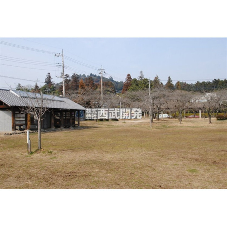 周辺 中央公園(約560m)