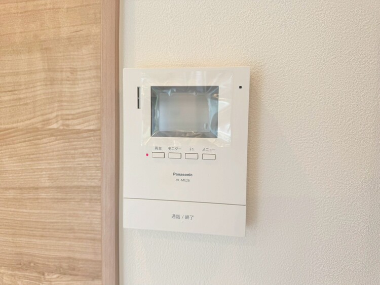 その他 誰が来てもわかる様にモニター付きインターホンを設置。