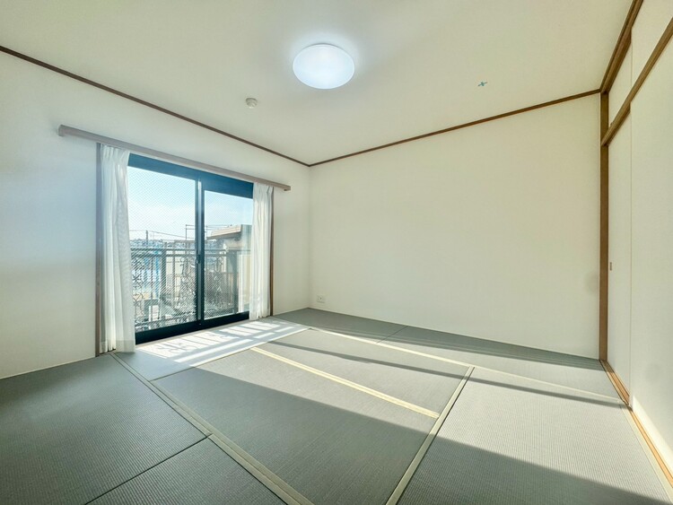 その他 清かで艶やかな時間をもたらしてくれる室内です。