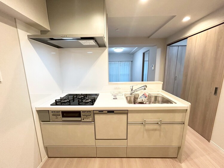 その他 開放感のあるキッチンスペース。調理をしながら、会話も弾みそうですね。