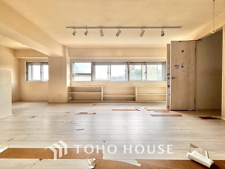 内装 《改装中》家族みんなの笑顔が、笑い声が絶えない幸せいっぱいのこの場所で新たな生活が始まる