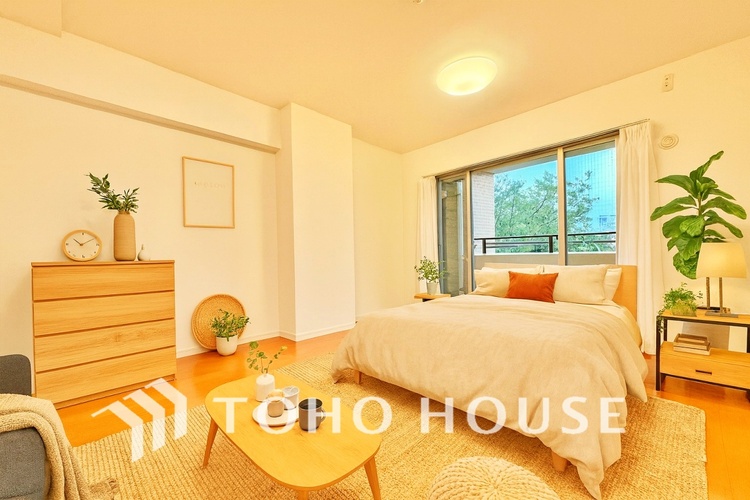 内装 ＊配置してある家具や小物はCGによるイメージ画像です。【ROOM】感性を育むプライベートルームはシンプルでスマートな空間。