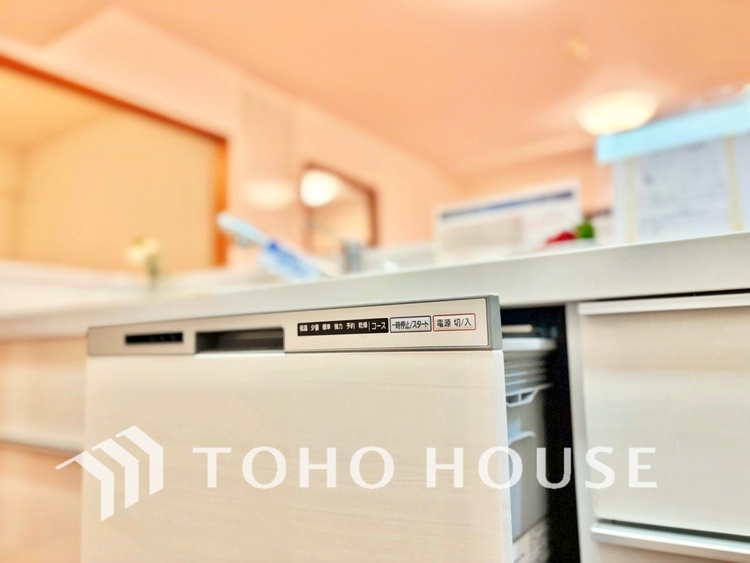 キッチン ◆食洗機◆お子様の面倒を見れる時間が増え時短になります。加えて手荒れも防げてしかも節水が高い為、大変人気があり重宝します。