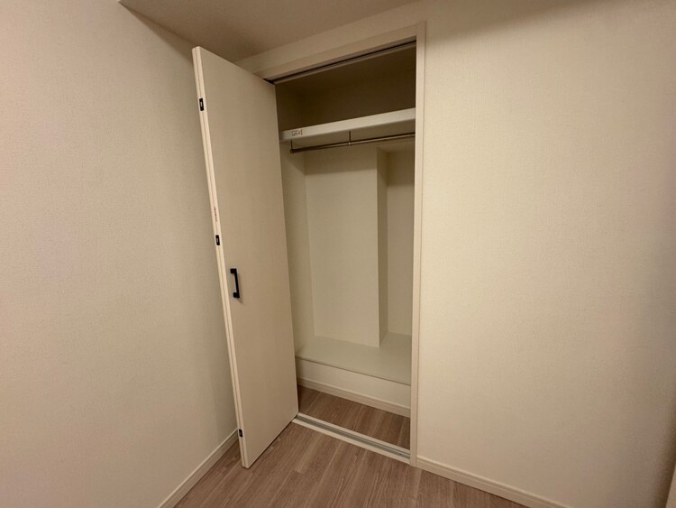 その他 収納スペースが付いていて、お部屋を広く使っていただけます。