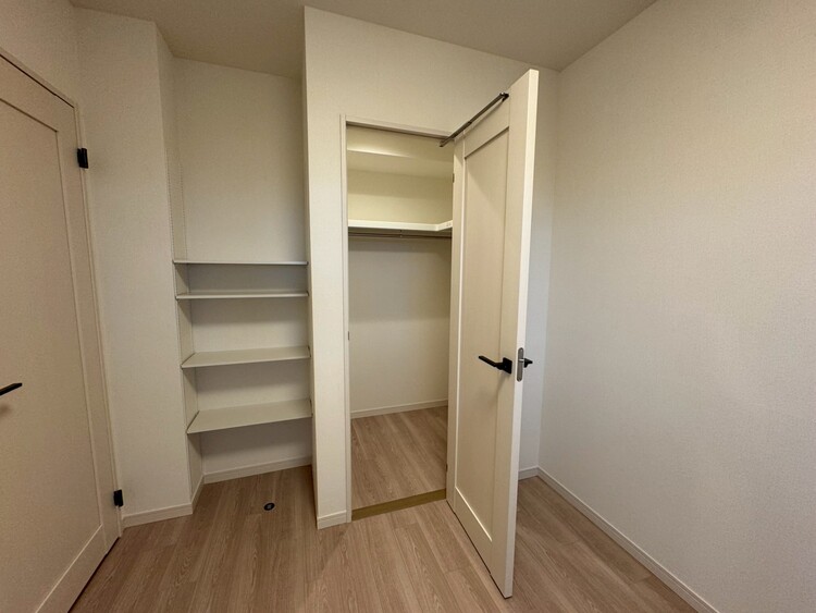 その他 家電やスーツケース、ストック品など何でも片付く嬉しい空間です。