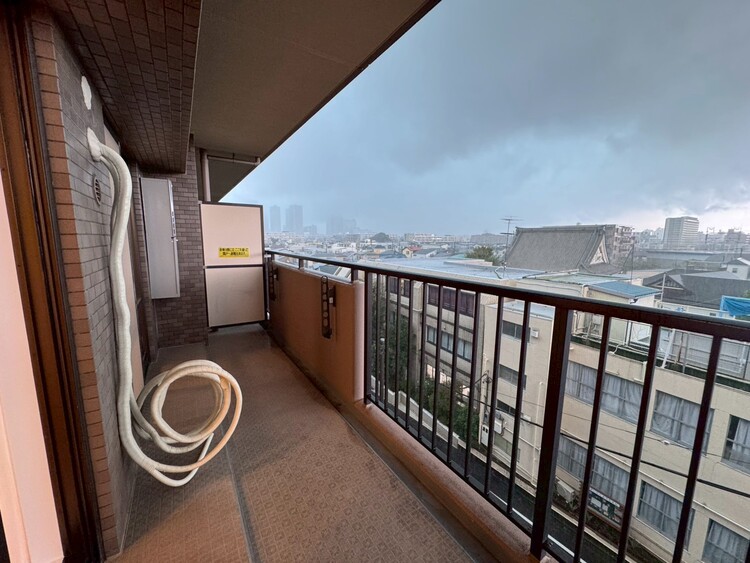 その他 朝の澄んだ空気や、夕方に吹く清々しい風を感じられるバルコニー。