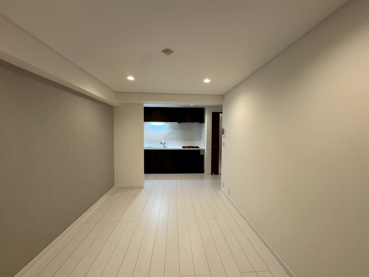 居間 シンプルな内装と偏り過ぎないデザインで統一しました。